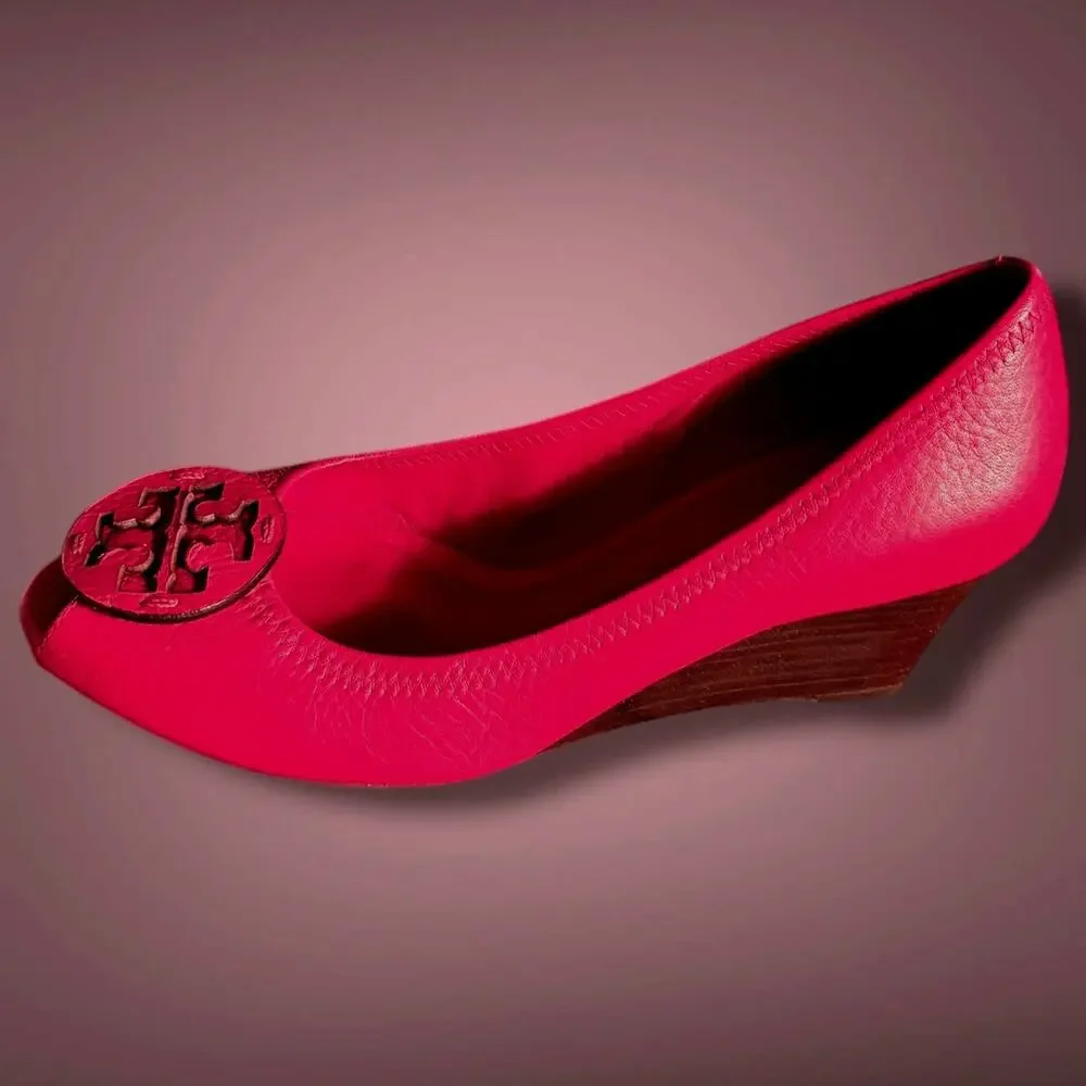 Size 8 TORY BURCH Sally Peep Toe Pink Tumbled Leather Wedge Leather Logo Detail - Picture 6 of 13